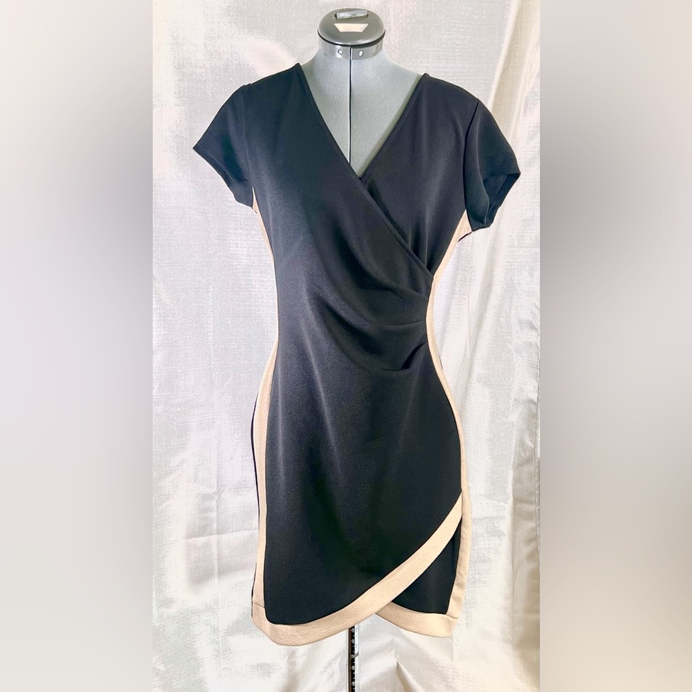NWT Almost Famous Women Black and Tan Dress